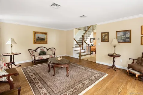 10 Adams Farm Road Katonah NY 10536