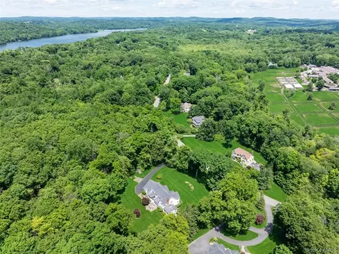 10 Adams Farm Road Katonah NY 10536