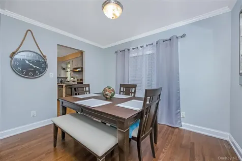 21 Bruce Lane Farmingdale NY 11735