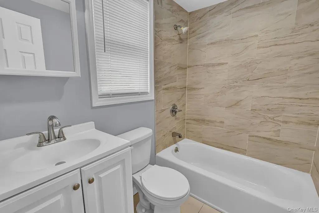 75 2nd Avenue East Rockaway NY 11518
