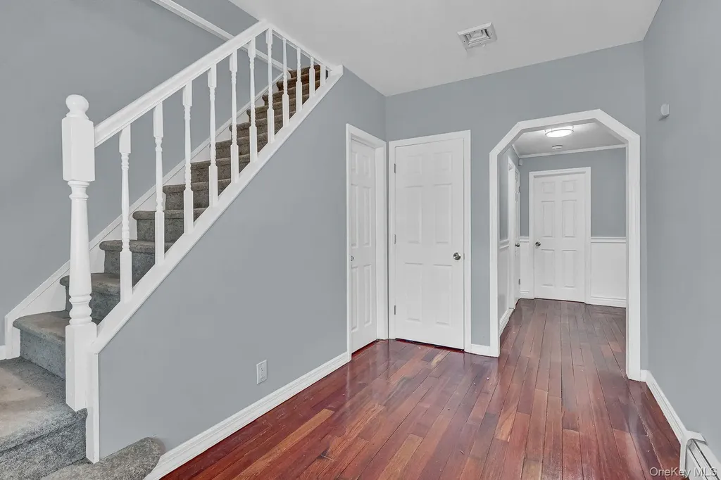 75 2nd Avenue East Rockaway NY 11518