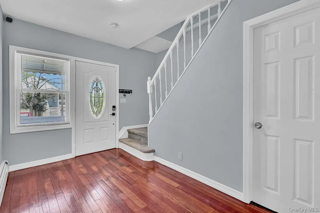 75 2nd Avenue East Rockaway NY 11518
