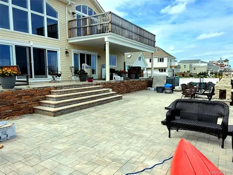 75 Yacht Club Road Babylon NY 11702