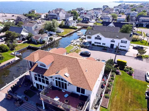 75 Yacht Club Road Babylon NY 11702