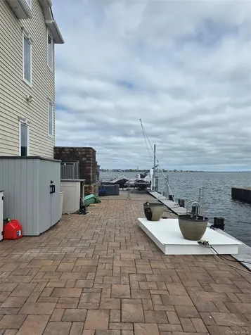 75 Yacht Club Road Babylon NY 11702
