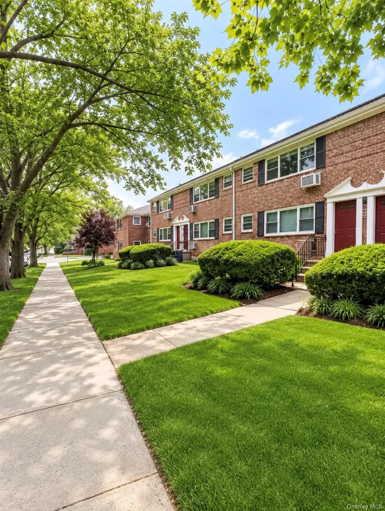 14745 69 Road Flushing NY 11367