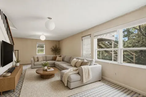 6 Greenhouse Circle Rye Brook NY 10573