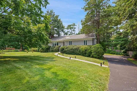 6 Greenhouse Circle Rye Brook NY 10573