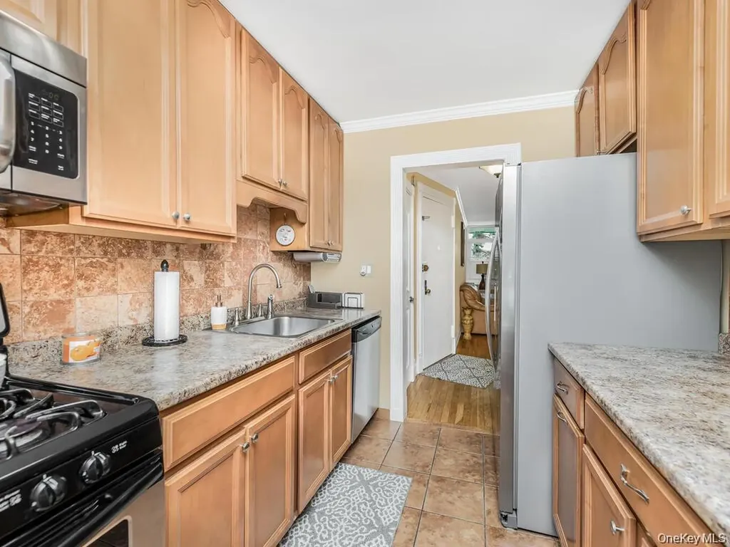 103 Wiltshire Road Scarsdale NY 10583