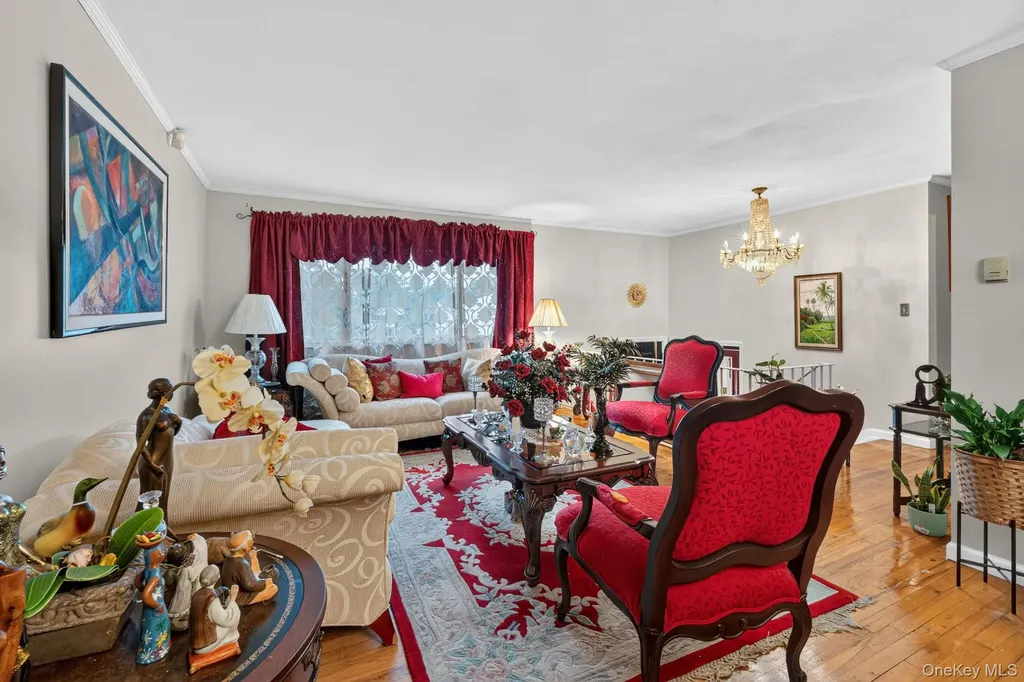 2496 Enid Court Baldwin NY 11510