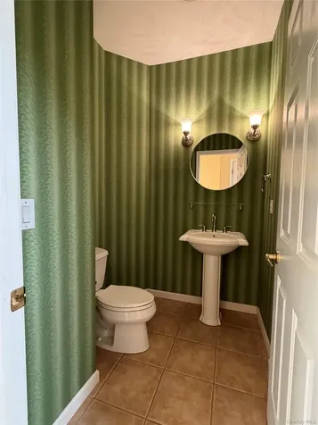 5 Gualtiere Lane Ossining NY 10562