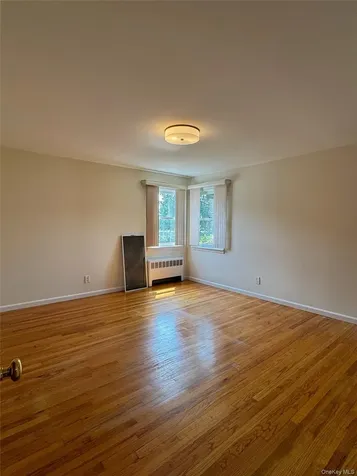 11 Linden Court Hicksville NY 11801
