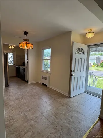11 Linden Court Hicksville NY 11801