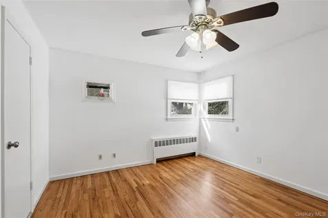 31 Evelyn Lane Syosset NY 11791