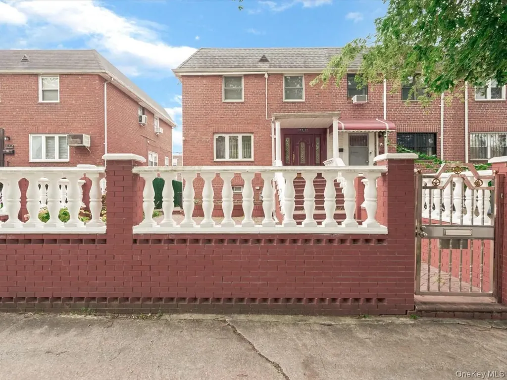 15314 76th Road Flushing NY 11367