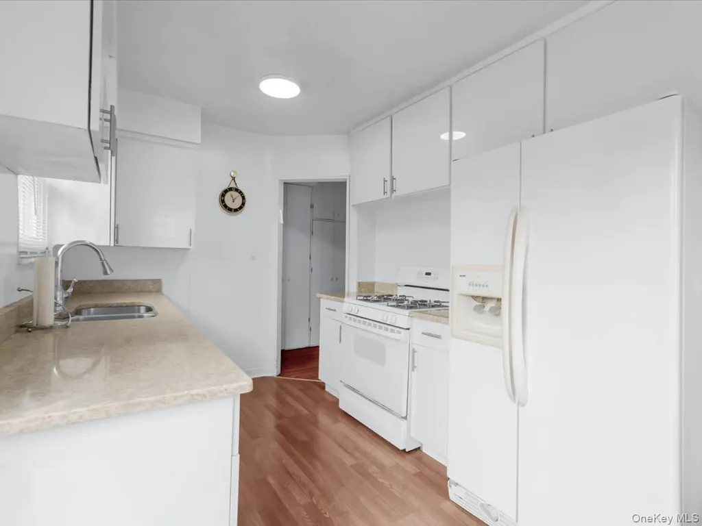 15314 76th Road Flushing NY 11367