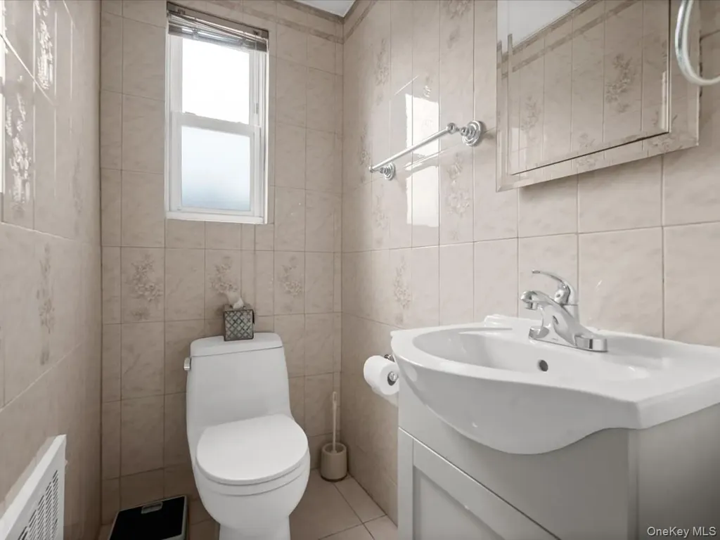 15314 76th Road Flushing NY 11367