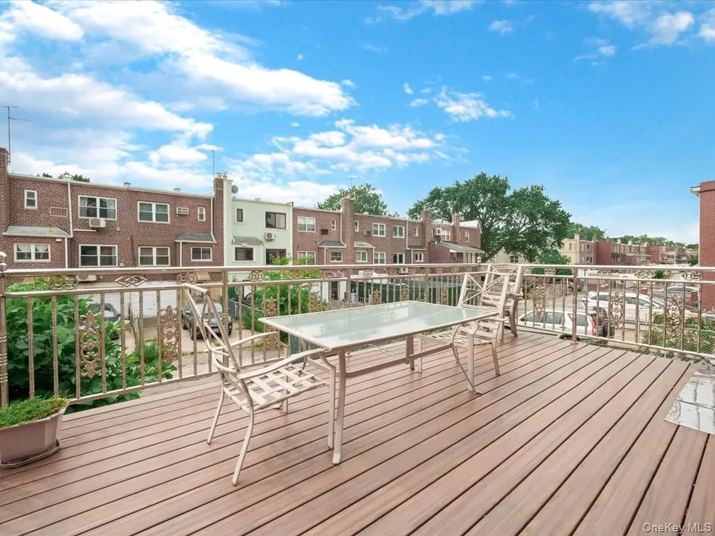 15314 76th Road Flushing NY 11367