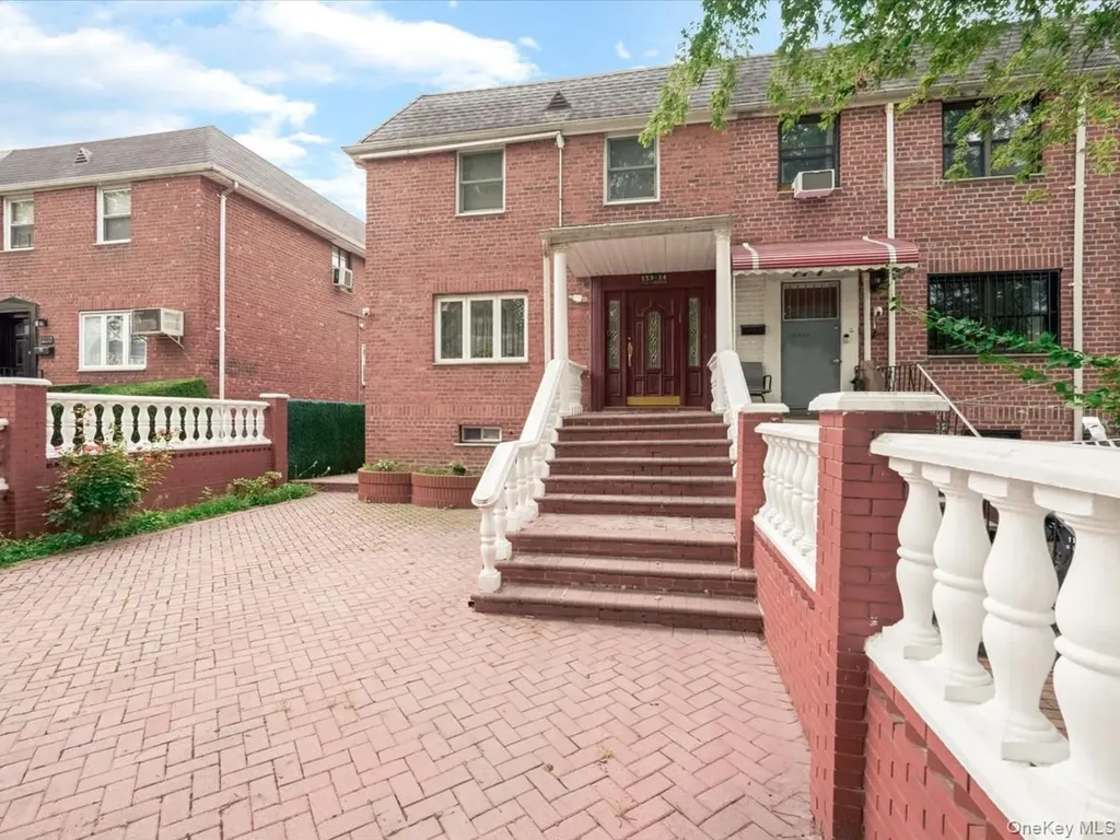 15314 76th Road Flushing NY 11367