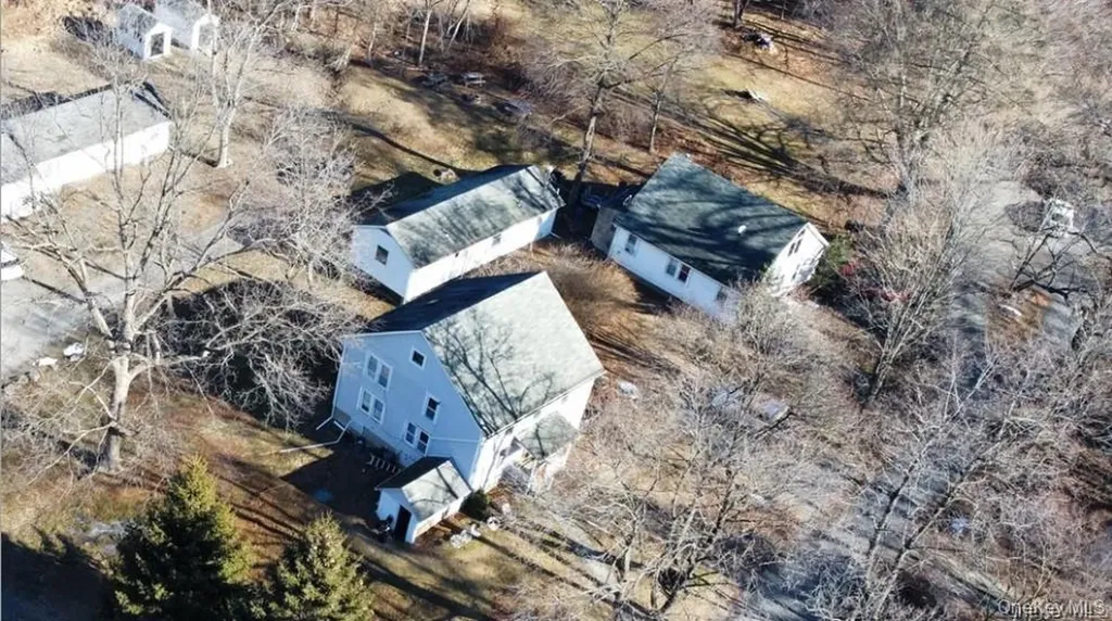 9 Benedict Lane New Windsor NY 12553