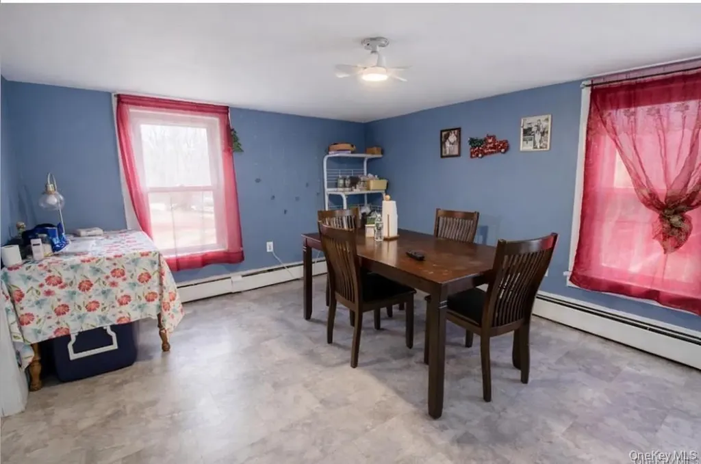 9 Benedict Lane New Windsor NY 12553