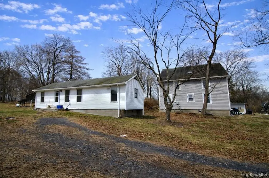 9 Benedict Lane New Windsor NY 12553
