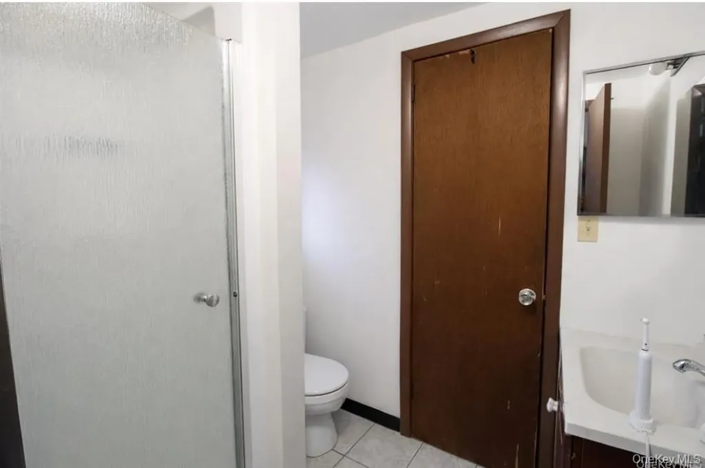 9 Benedict Lane New Windsor NY 12553