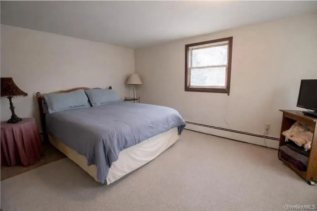 9 Benedict Lane New Windsor NY 12553