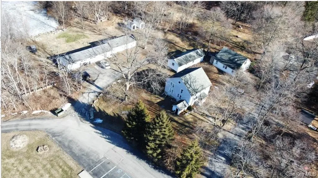 9 Benedict Lane New Windsor NY 12553