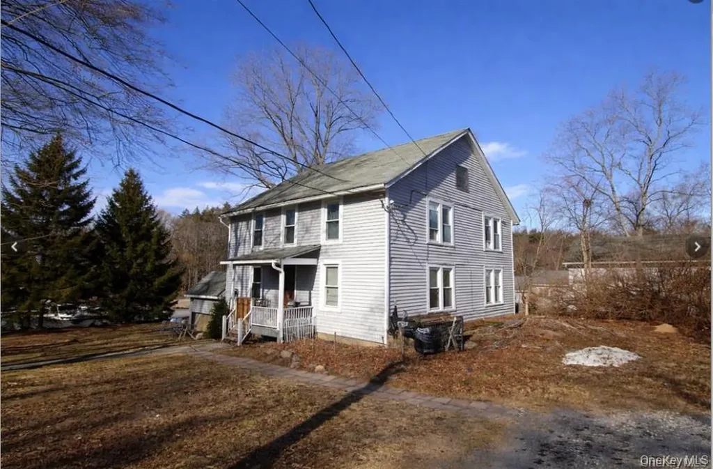 9 Benedict Lane New Windsor NY 12553