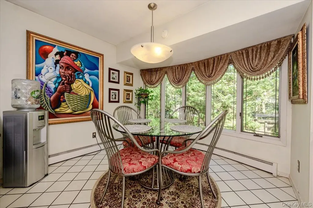561 Golf Drive Valley Stream NY 11581