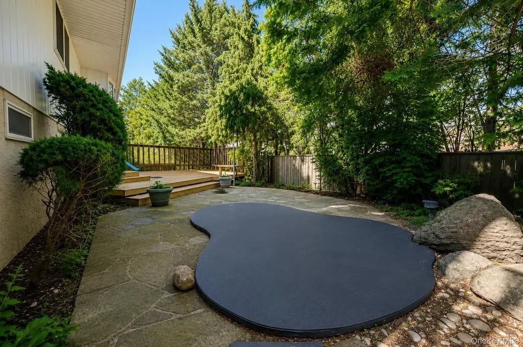 561 Golf Drive Valley Stream NY 11581