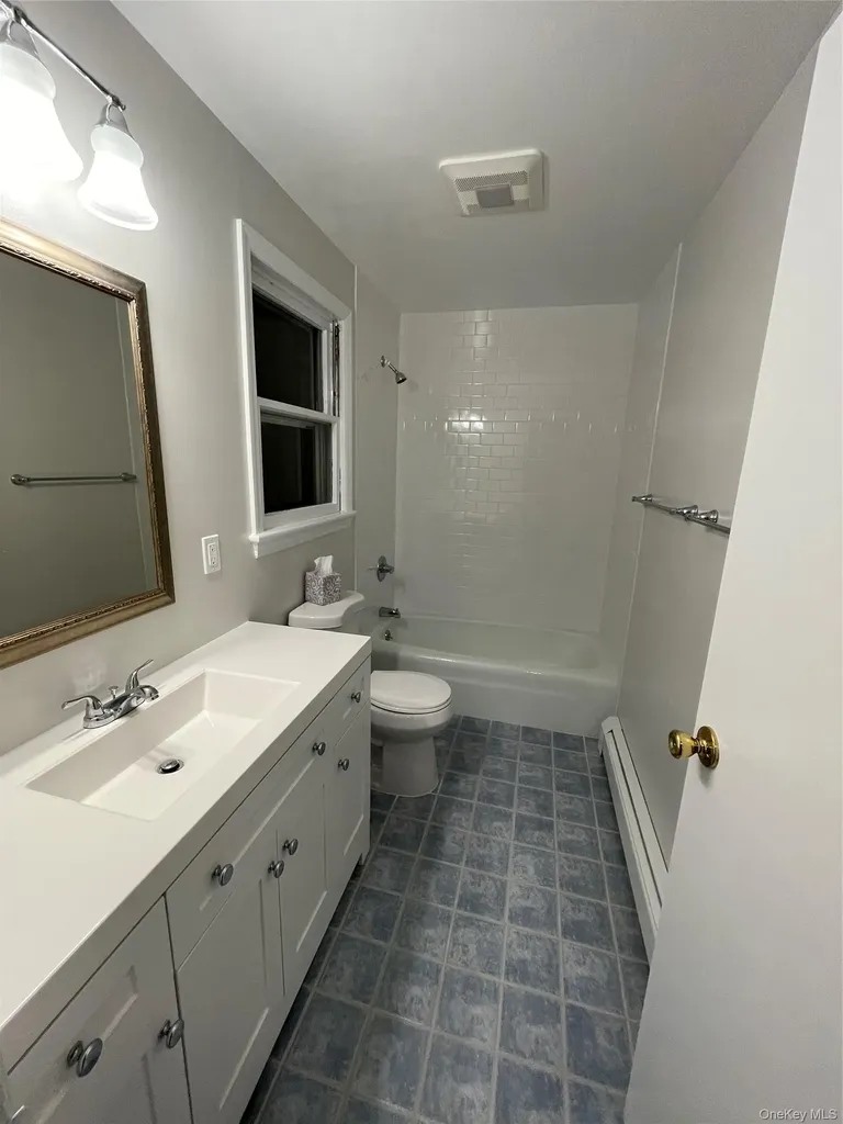 27 Neperan Road Tarrytown NY 10591