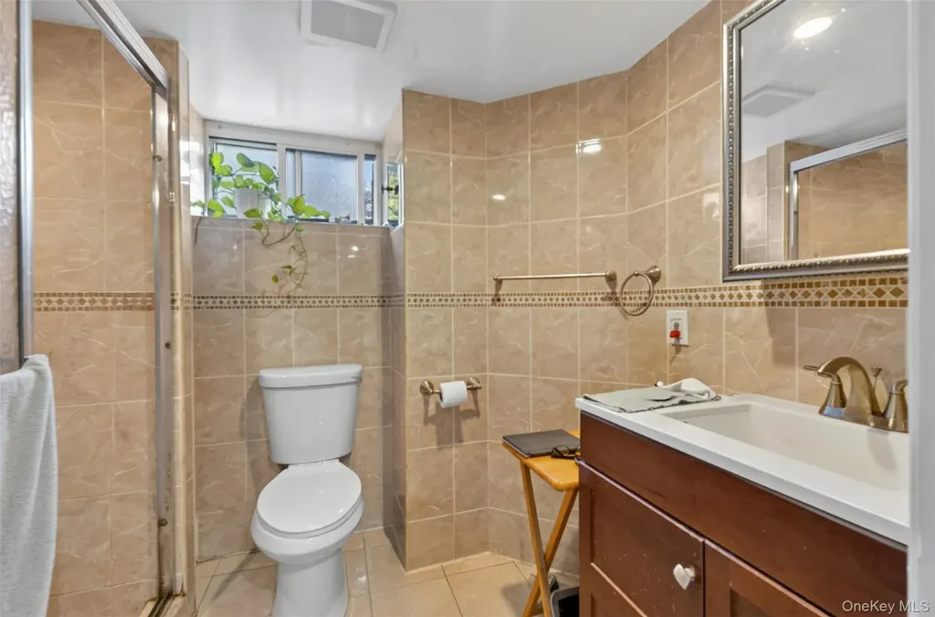 198-23 29th Avenue Flushing NY 11358