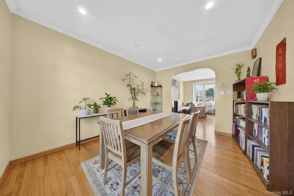 198-23 29th Avenue Flushing NY 11358