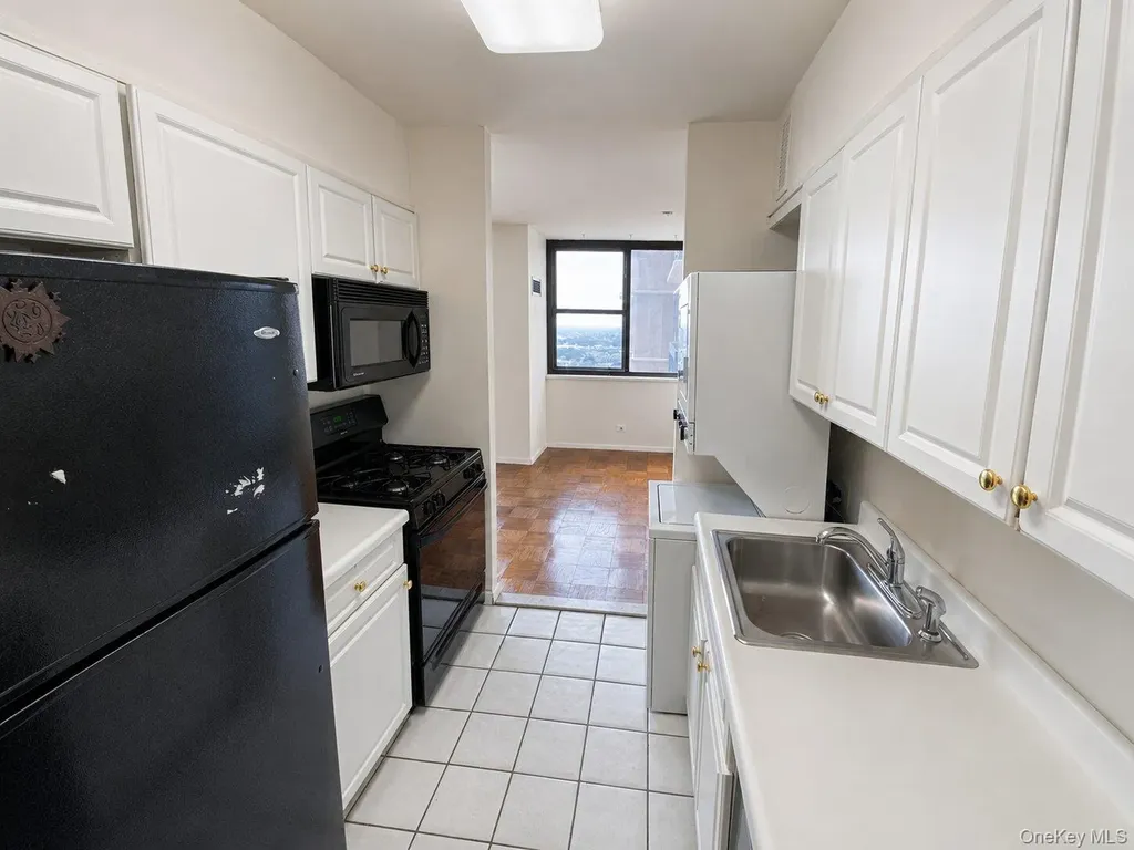 27010 Grand Central Parkway Floral Park NY 11005