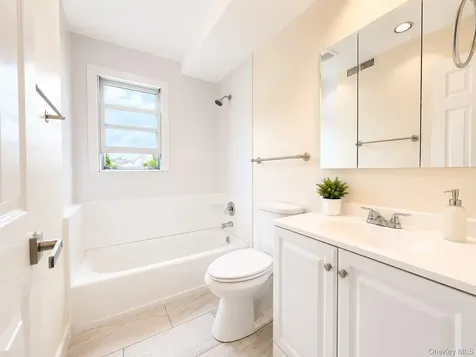 3 Soundview Street New Rochelle NY 10805