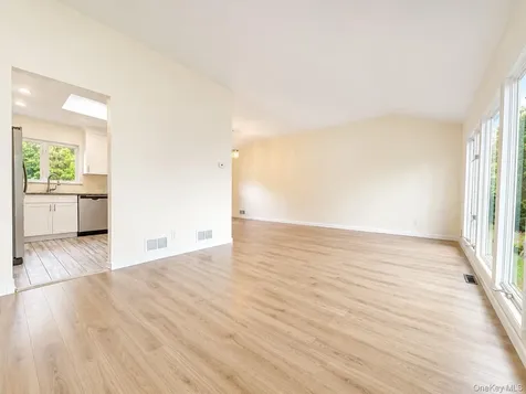 3 Soundview Street New Rochelle NY 10805