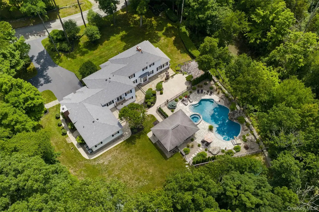 17 Audubon Trail Salt Point NY 12578