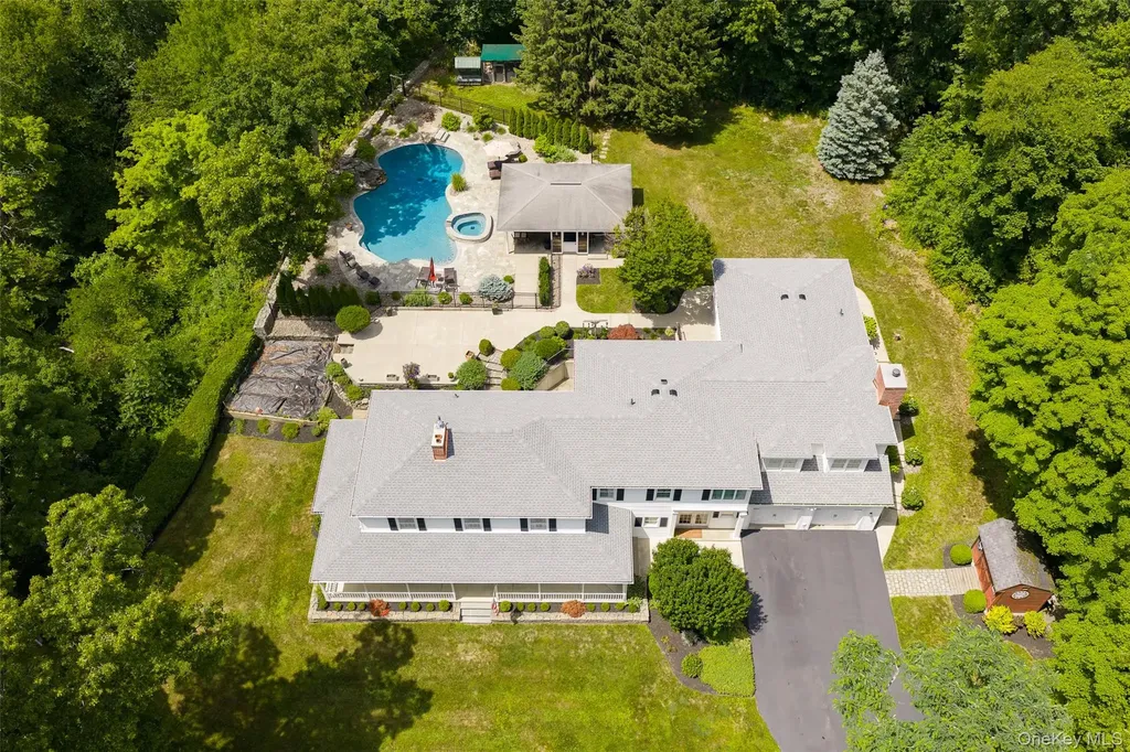 17 Audubon Trail Salt Point NY 12578
