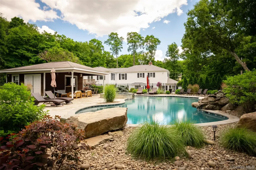 17 Audubon Trail Salt Point NY 12578