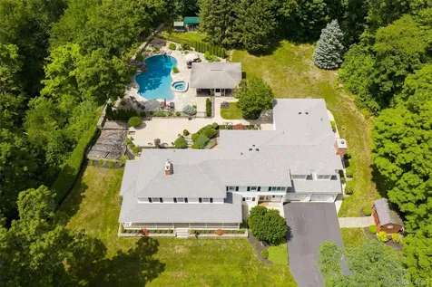 17 Audubon Trail Salt Point NY 12578
