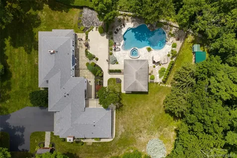 17 Audubon Trail Salt Point NY 12578