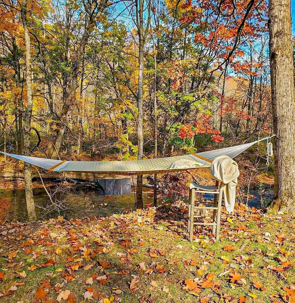 179 Hibernia Road Salt Point NY 12578