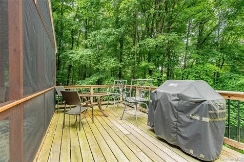 179 Hibernia Road Salt Point NY 12578