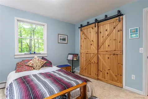 179 Hibernia Road Salt Point NY 12578