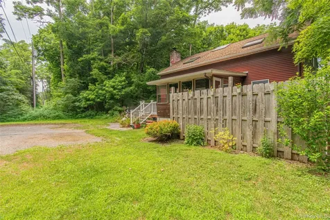 179 Hibernia Road Salt Point NY 12578