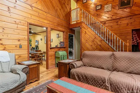 179 Hibernia Road Salt Point NY 12578