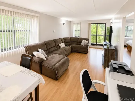 1376 Midland Avenue Bronxville NY 10708