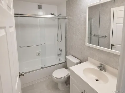1376 Midland Avenue Bronxville NY 10708